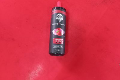 Cảnh báo tình trạng hút thuốc lá điện tử ở trường học.